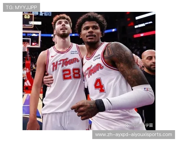 火箭队对雷霆比赛录像的详细回顾和亮点